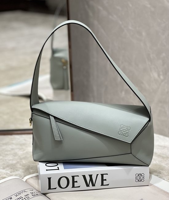 Loewe Puzzle Hobo Elegant Nappa Leather Shoulder Bag 7683