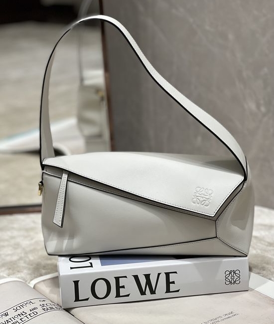 Loewe Puzzle Hobo White Shoulder Bag 7786