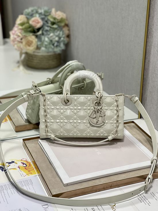 Christian Dior Lady DJoy Quilted Horizontal Bag 0540/3056