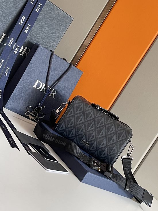 Christian Dior Lingot Canvas Messenger Bag D93335