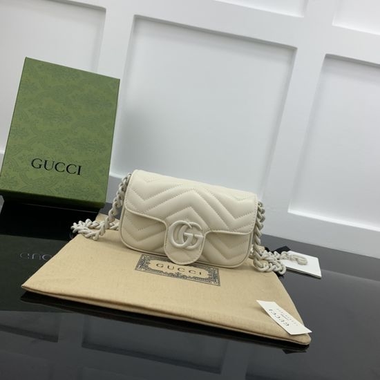 Gucci GG Marmont Super Mini Shoulder Bag 699757
