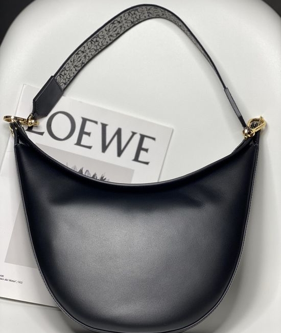 Loewe Luna Series Moon Bag Spacious 3070