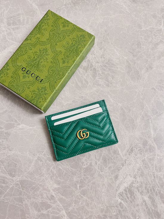 Gucci GG Marmont Quilted Card Holder 443127