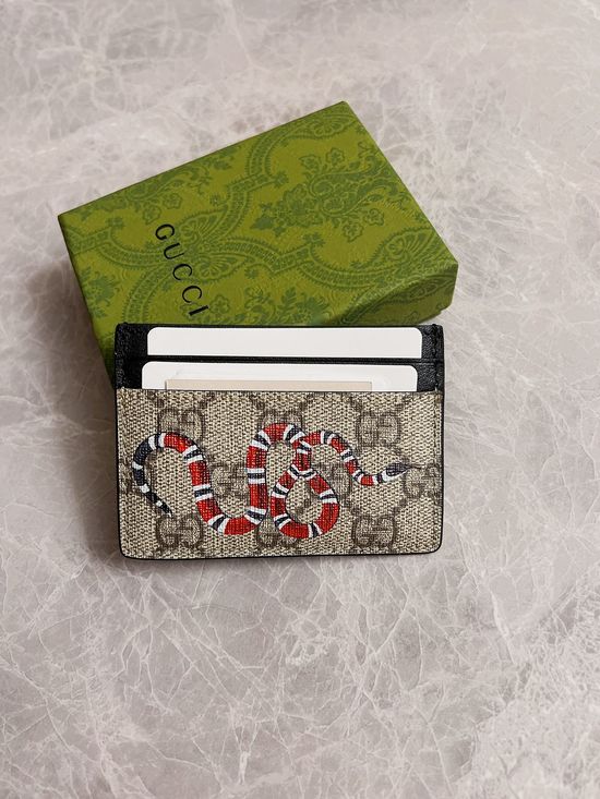 Gucci Card Holder Printed Striped Snake Pattern 451277