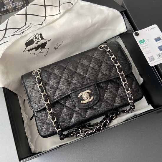 Chanel Classic Caviar Leather Bag 1118