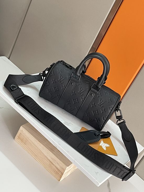 Louis Vuitton Keepall Mini Leather Handbag M20900