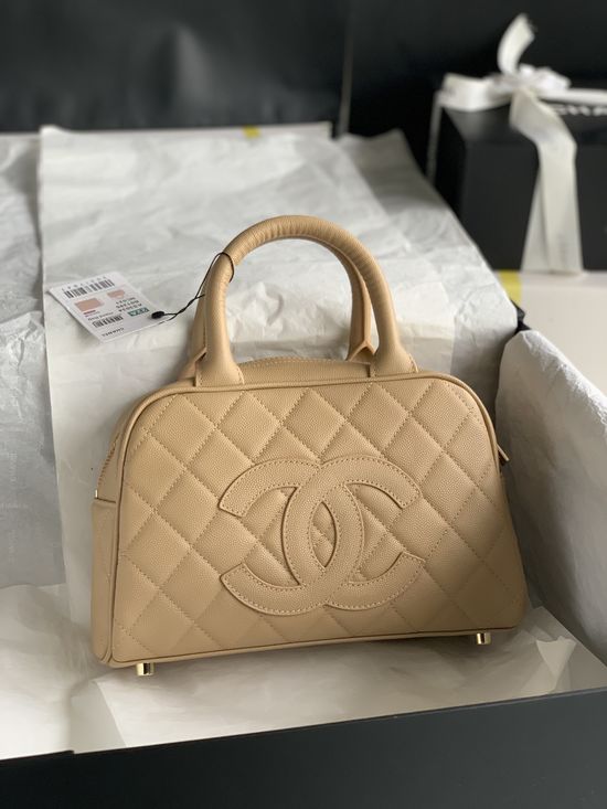 Chanel Hilton Grain Leather Handbag AS3034