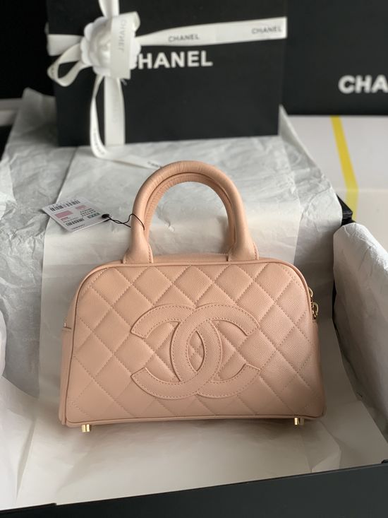 Chanel Hilton Grain Leather Handbag AS3034