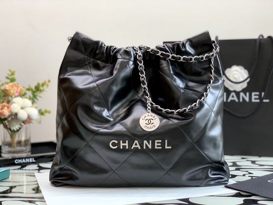 Chanel 22bag Calfskin Handbag 3260