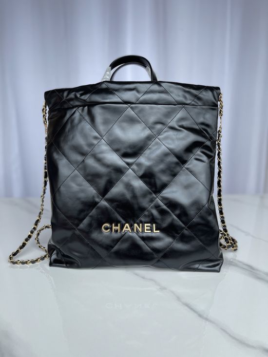 Chanel Classic Leather Bag AS3313