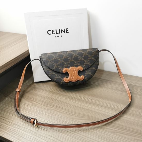 Celine Besace Triomphe Crossbody Bag 111232