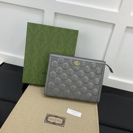 Gucci GG Matelasse Large Pouch 723780