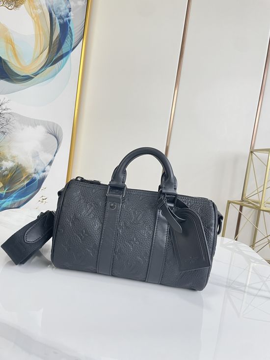 Louis Vuitton KEEPALL Leather Duffle Bag M20900