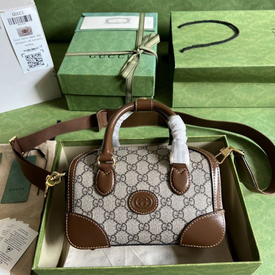 Gucci GG Supreme Travel Bag with Double G Tag 723307