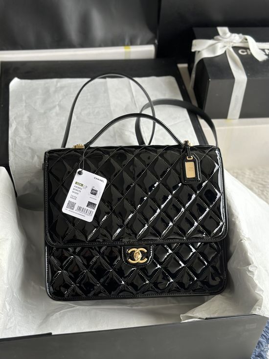 Chanel Mail Bag Ball Grain Fish Roe Series 18104