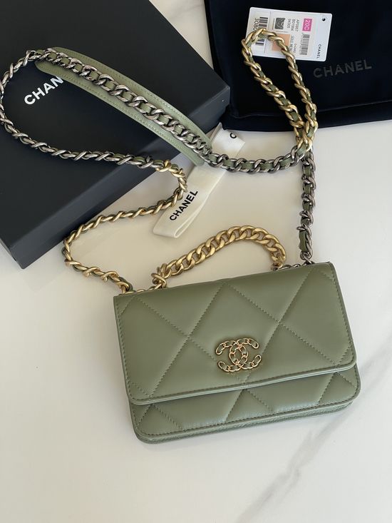 Chanel Lambskin Leather Classic Handbag 0957