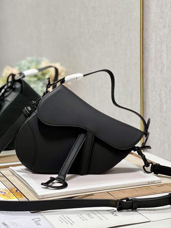 Christian Dior Saddle Bag Matte Black Large 9697