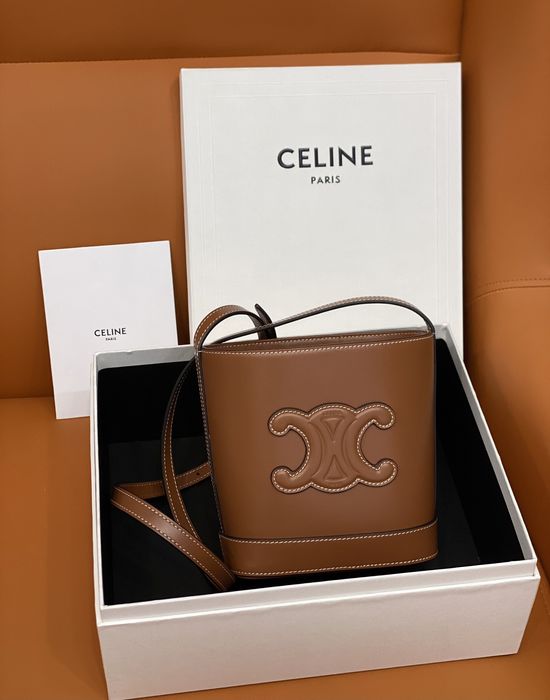 Celine CUIR TRIOMPHE Mini Bucket Bag 10L433