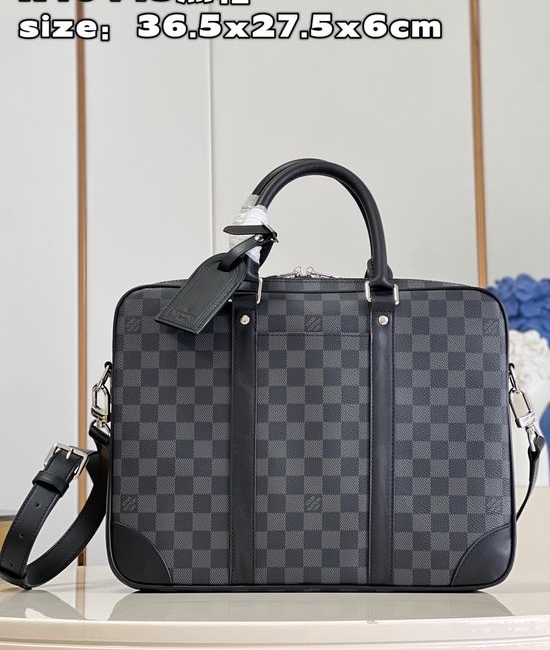 Louis Vuitton LV Voyage Briefcase N40445