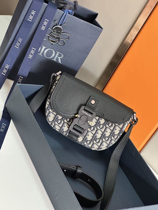 Christian Dior Saddle Clutch with Shoulder Strap 2ADCA435