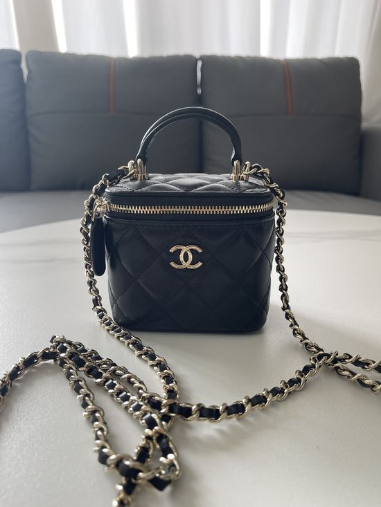 Chanel Classic Lambskin Tiny Bag AP2198