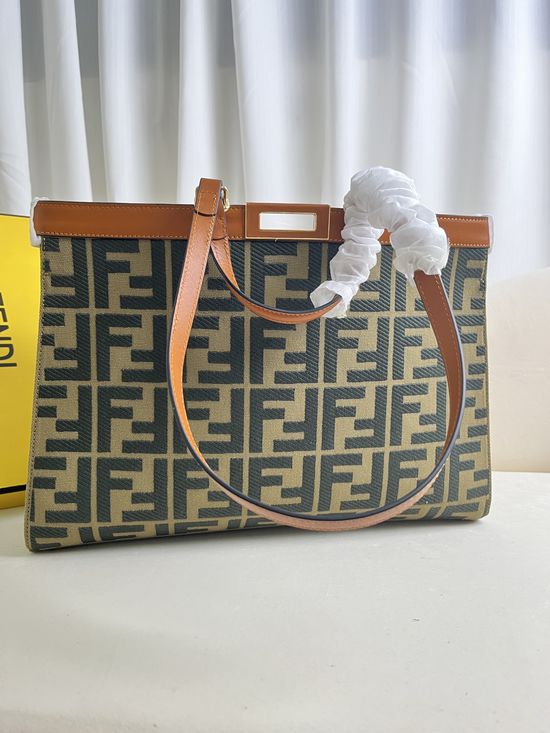 Fendi Peekaboo X-Tote Green Canvas Tote Bag 1819
