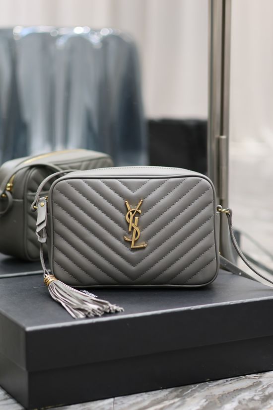Yves Saint Laurent Lou Gray Camera Bag 520534-1