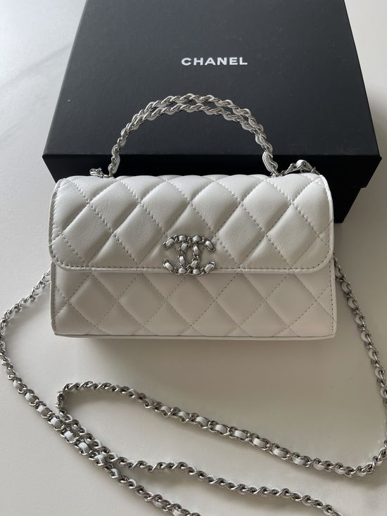 Chanel Classic Lambskin Small Bag AS3238