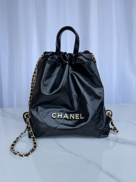 Chanel Classic Leather Handbag AS3859