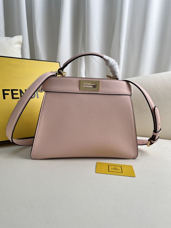 Fendi Peekaboo ISeeU Pink Medium Leather Bag 0229
