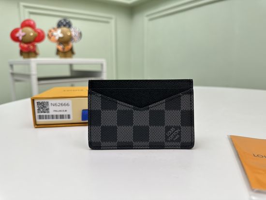 Louis Vuitton Damier Graphite Vertical Card Holder N62666