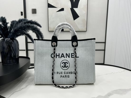 Chanel Beach Bag Elegant Travel Companion 66941