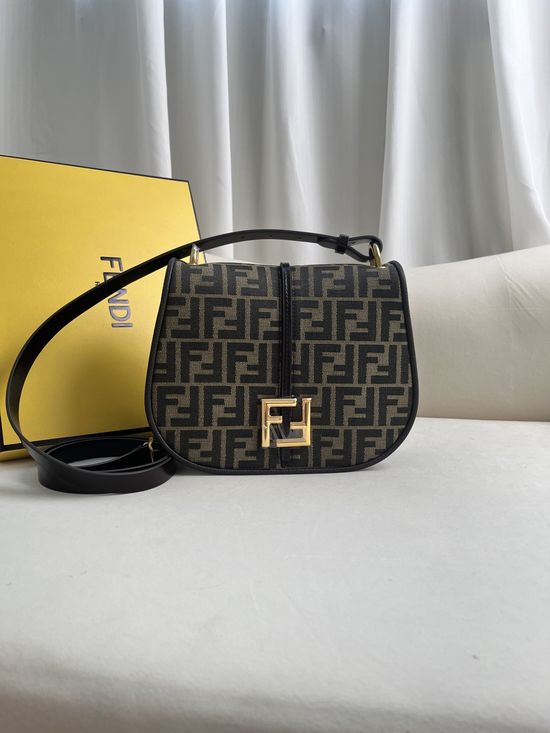 Fendi Cmon Magnetic Clasp Detachable Strap Crossbody Bag 507