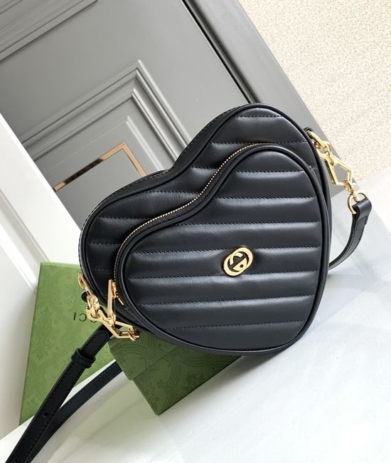 Gucci Interlocking G Mini Heart Shoulder Bag 751628