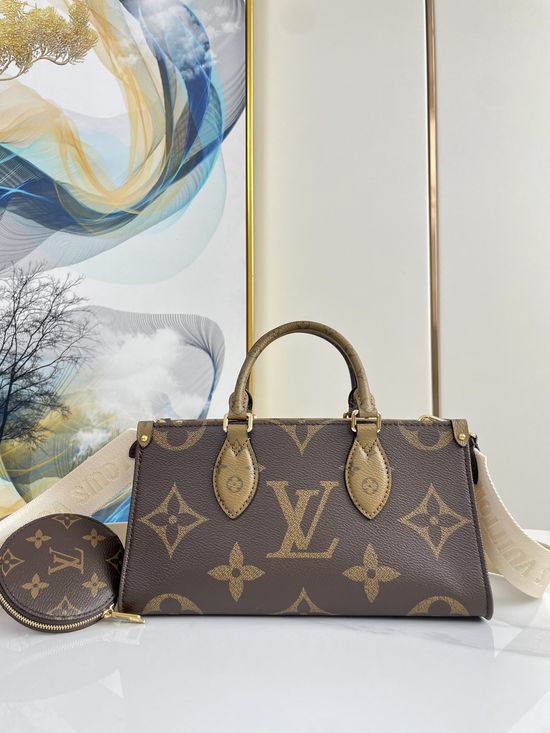 Louis Vuitton Onthego Monogram Tote Bag M46653