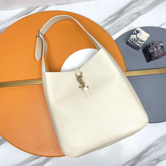 Yves Saint Laurent Iconic Leather Hobo Handbag 753837
