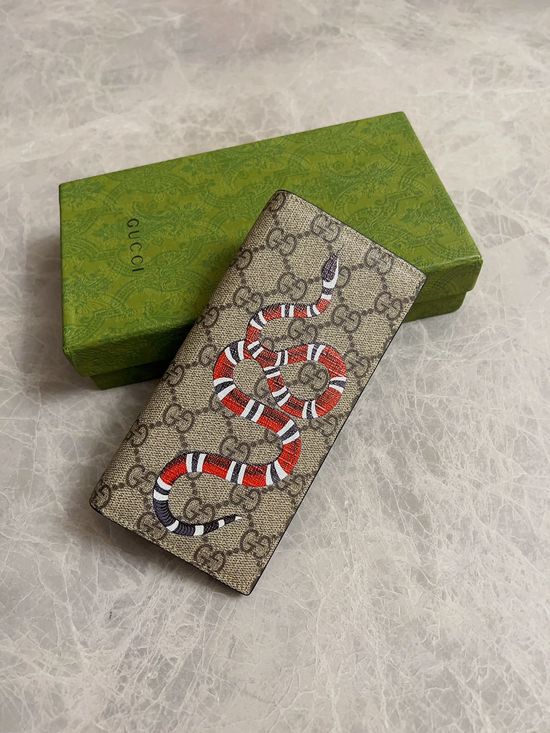 Gucci Striped Snake Print Short Wallet 459456