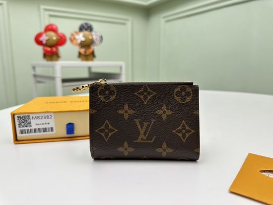 Louis Vuitton Portefeuille Lisa Compact Wallet M82382