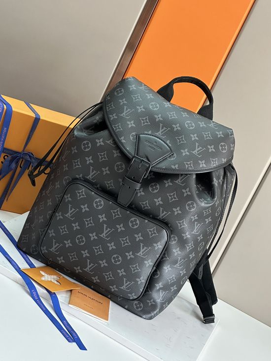 Louis Vuitton Montsouris Monogram Backpack M46683