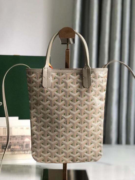 Goyard Poitires Limited Edition Milk Tea Green 18101