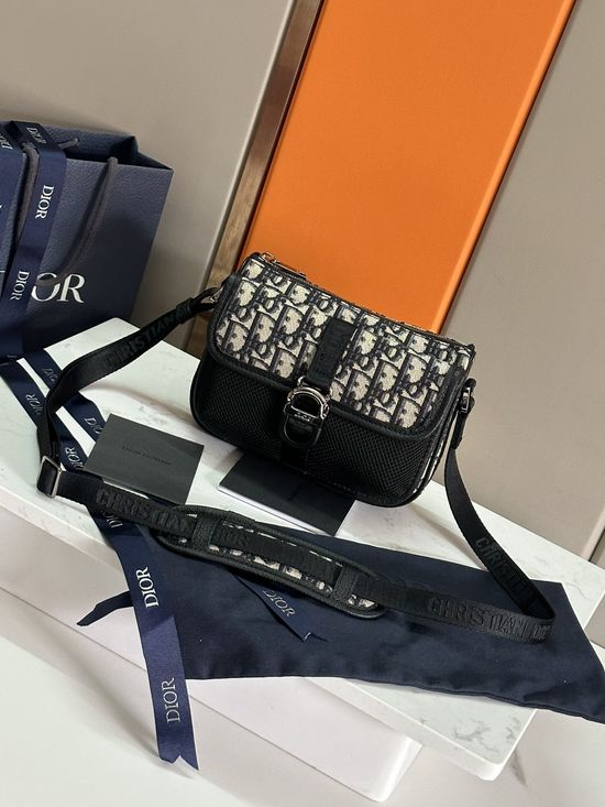 Christian Dior Christian Dior 8 Oblique Print Bag 93379