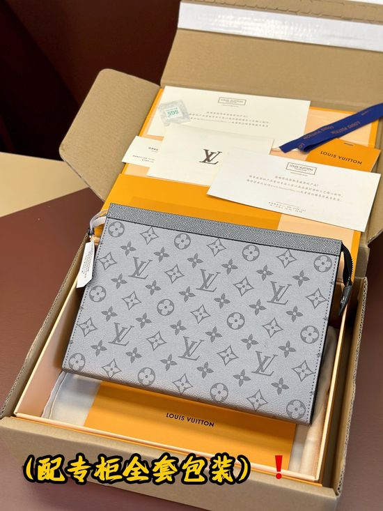 Louis Vuitton Pochette Voyage Handbag with Taga Leather Texture M30840