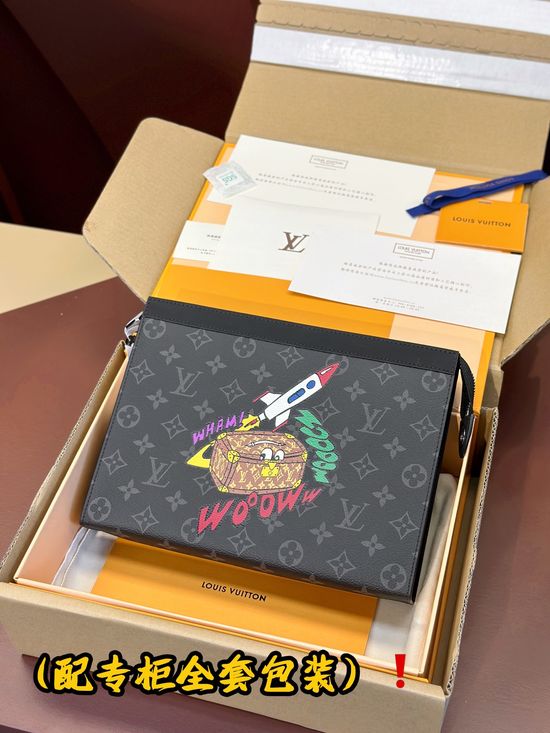 Louis Vuitton Monogram Eclipse Toiletry Pouch M80914