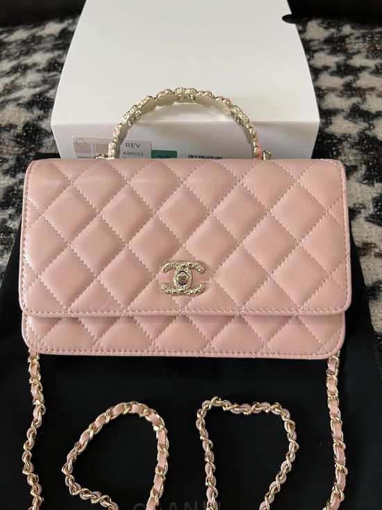 Chanel WOC Chain Crossbody Bag 96033