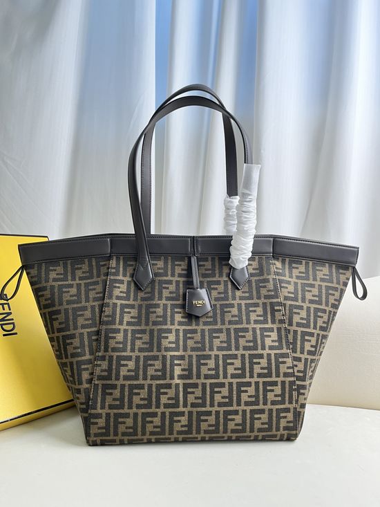 Fendi Origami Convertible Leather Handbag 5536
