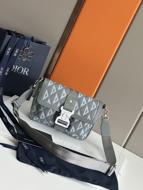 Christian Dior Hit the Road Shoulder Bag 1ESME 93380