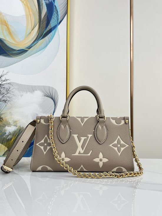 Louis Vuitton ONTHEGO Leather Square Tote Bag M23641