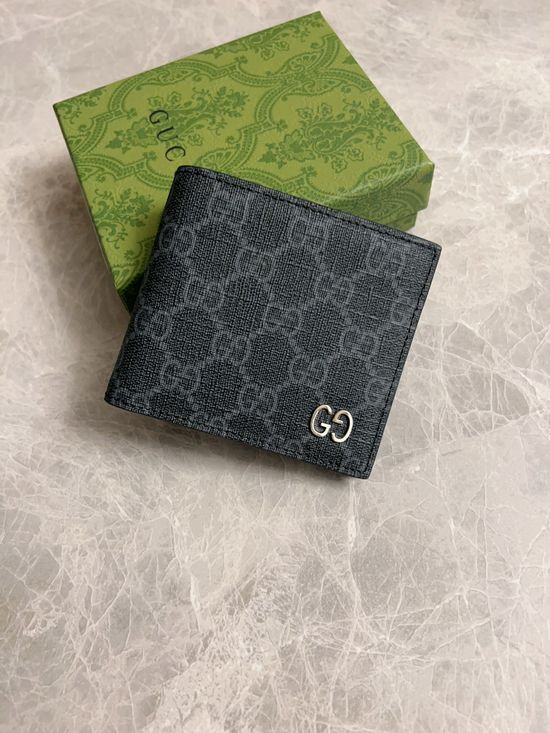 Gucci PVC Wallet 768243