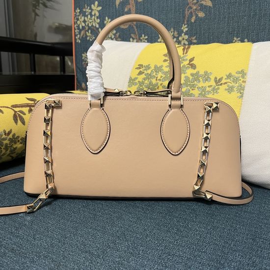 Valentino GARAVANI ROCKSTUD Calfskin Handbag 12485