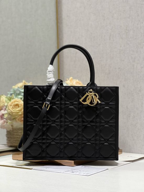 Christian Dior Book Tote Embroidered Medium Handbag 1286